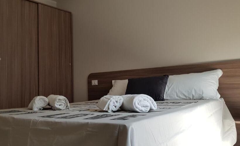 غرفة قياسية, Tre Stelle Al Duomo