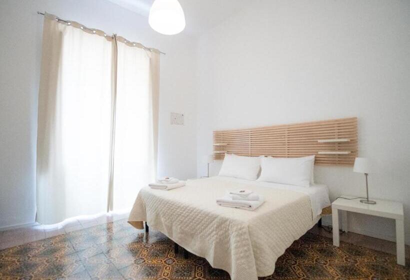 اتاق استاندارد با بالکن, B&b Barone Sieri Pepoli
