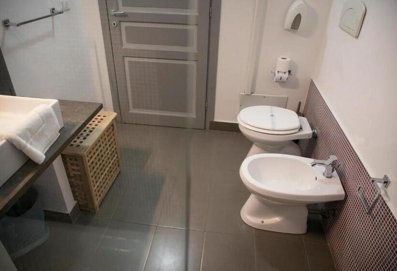 اتاق خانوادگی, B&b Barone Sieri Pepoli