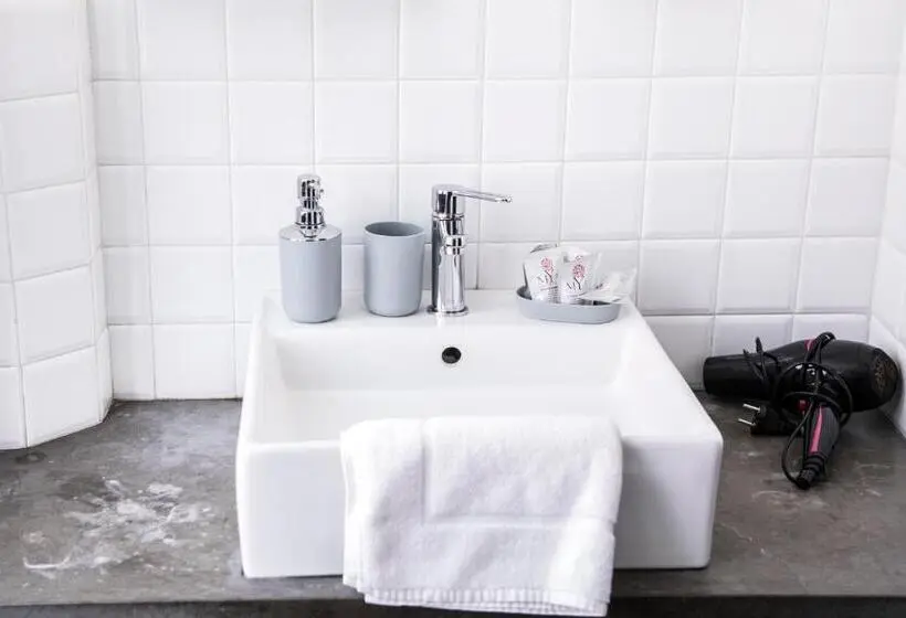 اتاق استاندارد سه نفره, B&b Barone Sieri Pepoli
