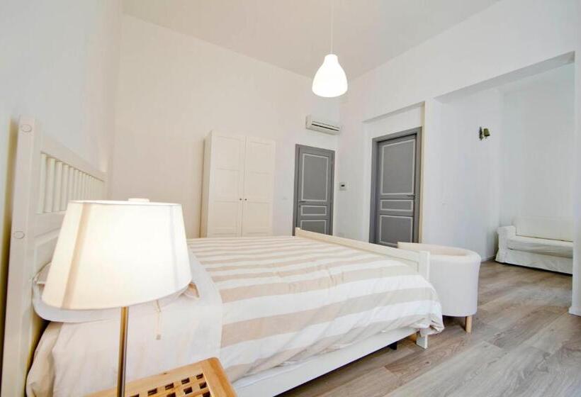 اتاق خانوادگی, B&b Barone Sieri Pepoli
