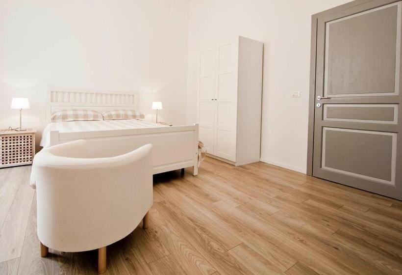 اتاق خانوادگی, B&b Barone Sieri Pepoli