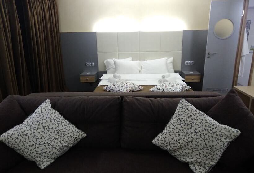 Полулюкс, Business Hotel Voskresensk