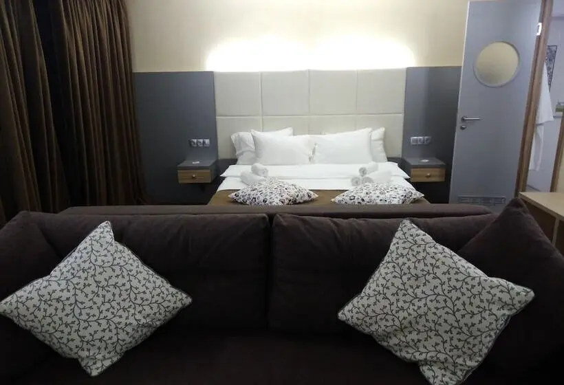 ジュニアスイート, Business Hotel Voskresensk