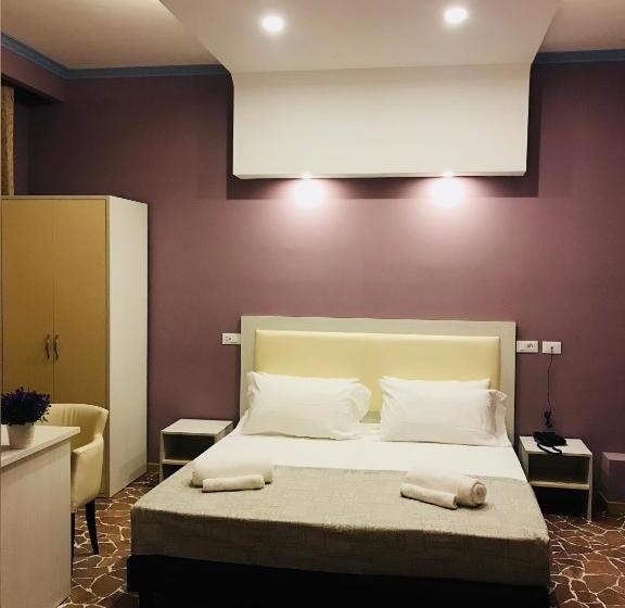 اتاق استاندارد, Paganini