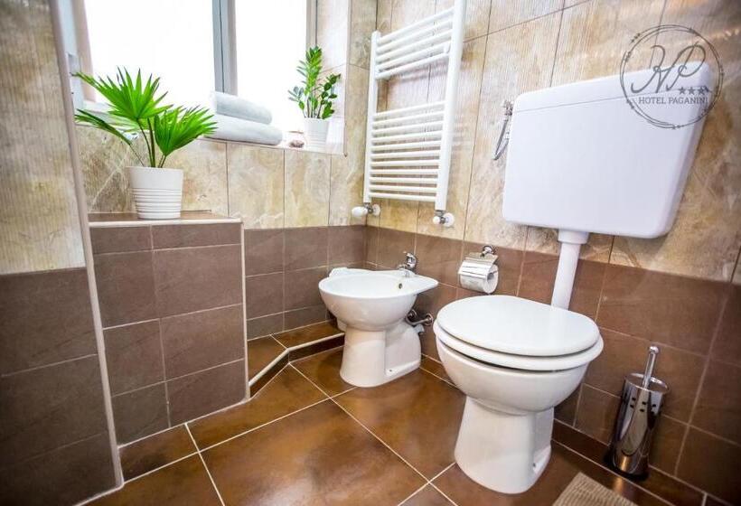 اتاق استاندارد چهار تخته, Paganini