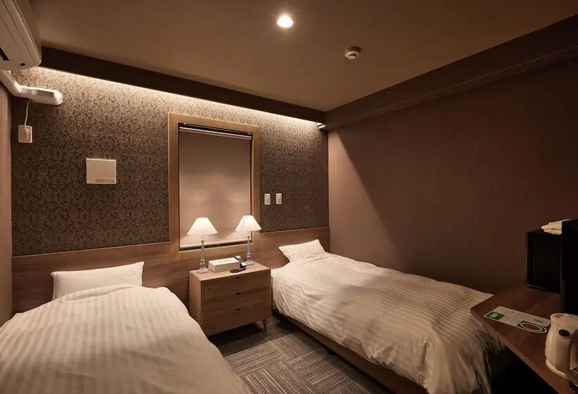 Economy-huone, Ryuka Hotel Naha
