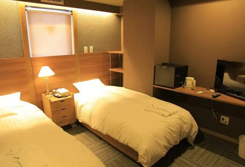 Economy-huone, Ryuka Hotel Naha