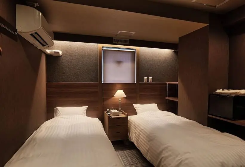 Economy-huone, Ryuka Hotel Naha
