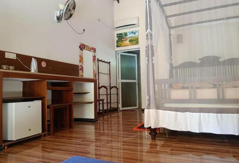 חדר דלוקס, Thambili Cabanas