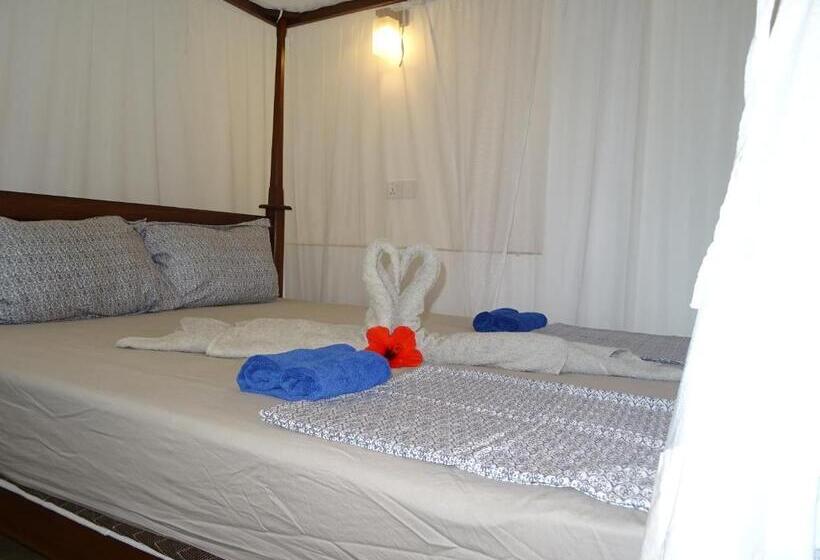 חדר סטנדרט נוף לגינה, Thambili Cabanas