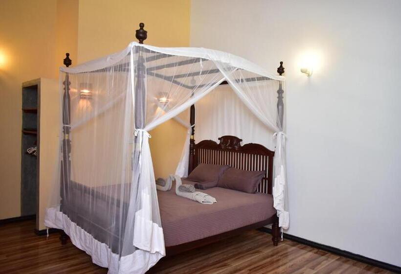 חדר סטנדרט עם מיטת קינג, Thambili Cabanas