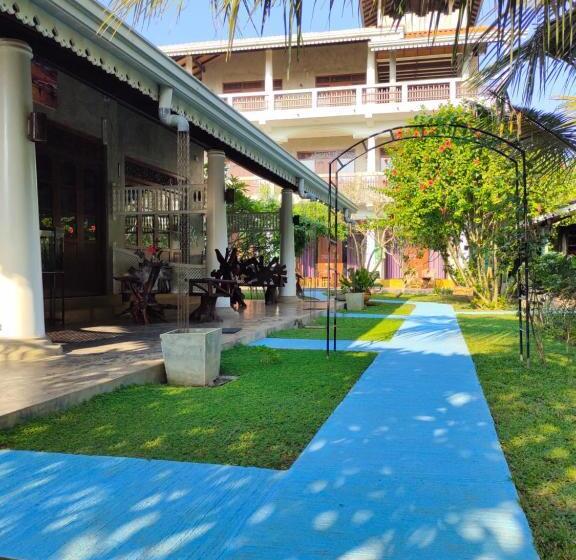 חדר סטנדרט עם מרפסת, Thambili Cabanas