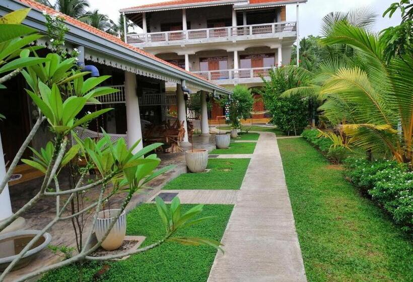 חדר סטנדרט נוף לגינה, Thambili Cabanas