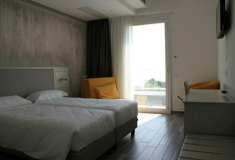 חדר סטנדרט לשלושה, Villa Paradiso Suite