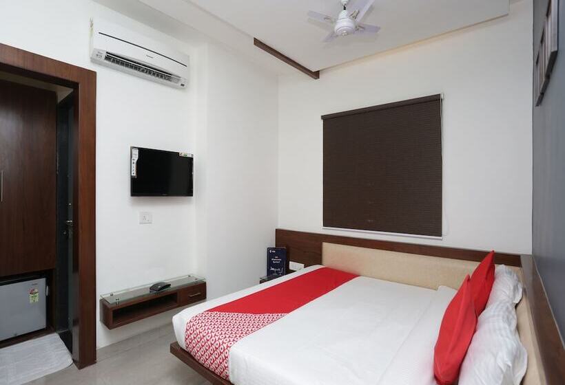 デラックスルーム, Fabhotel The Khushi Regent
