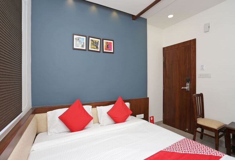 デラックスルーム, Fabhotel The Khushi Regent