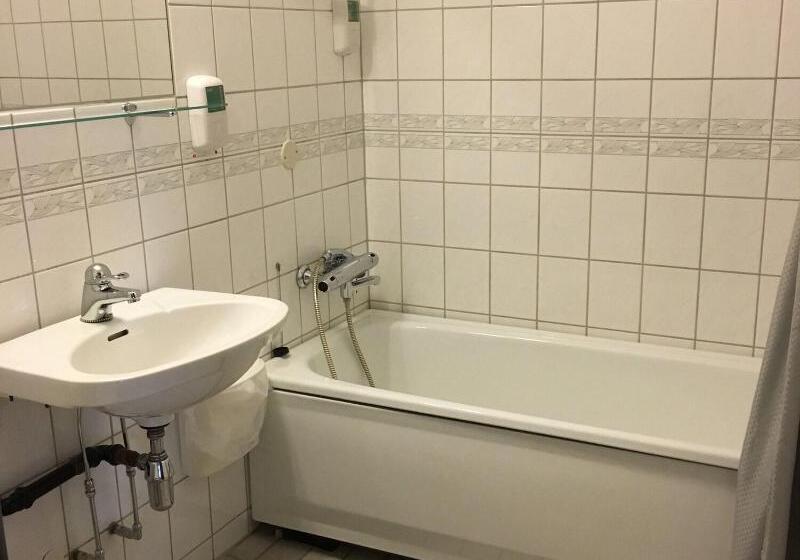 Семейный Номер, L Koselig