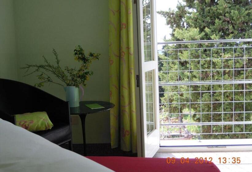 اتاق استاندارد یک نفره, Podere Riparbella