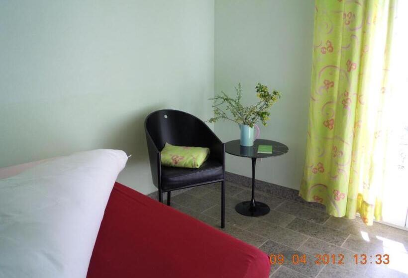 اتاق استاندارد یک نفره, Podere Riparbella