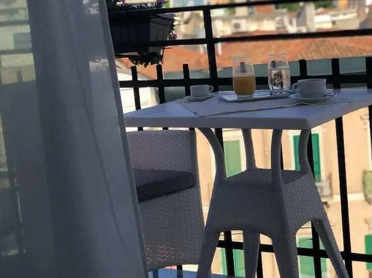 デラックスルーム, Milazzo Inn Aimori