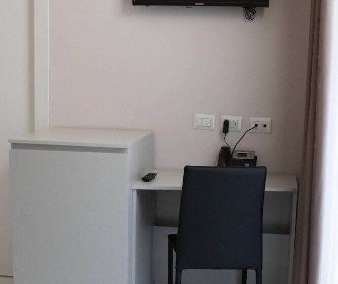 غرفة قياسية, Milazzo Inn Aimori