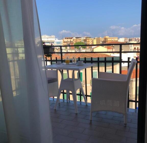 Номер Стандарт с Балконом, Milazzo Inn Aimori