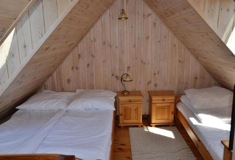 غرفة عائلية, Dworek Mazurski Lizer