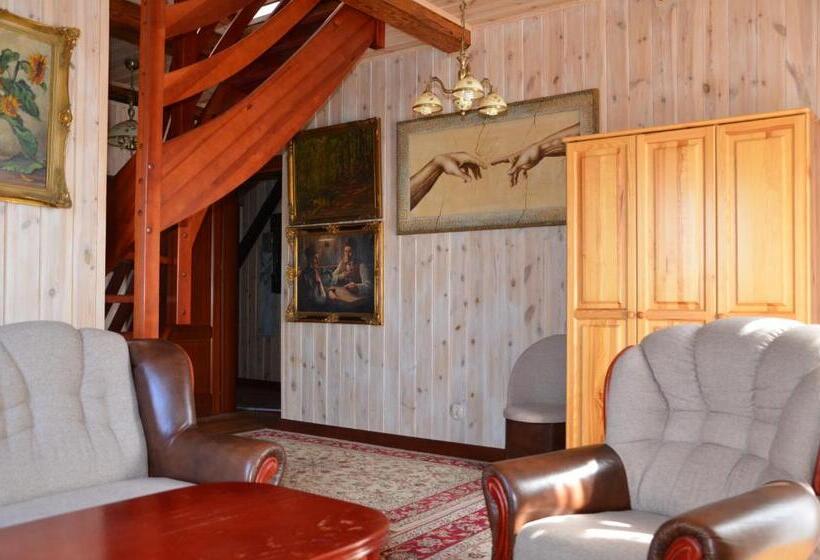 غرفة عائلية, Dworek Mazurski Lizer