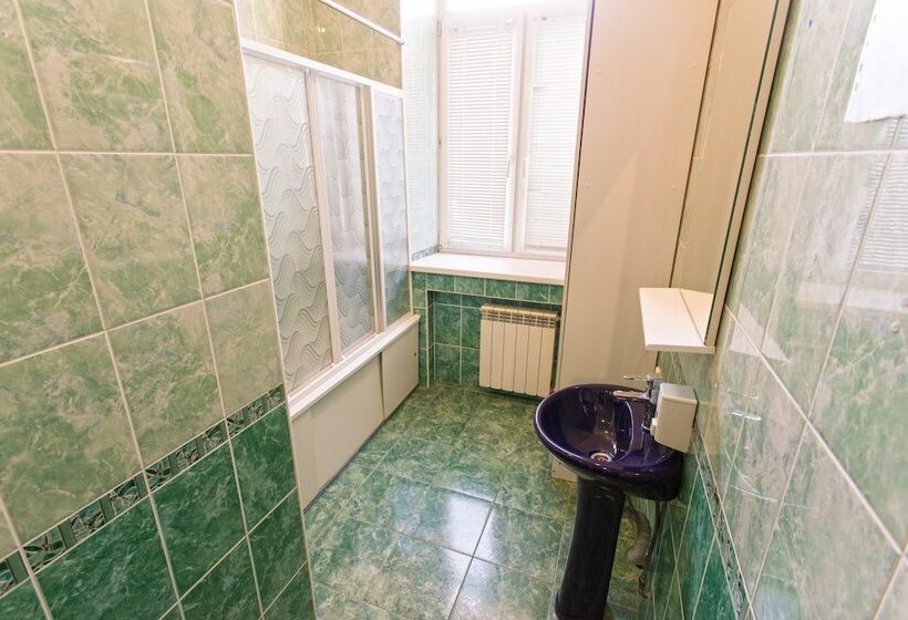 تختخواب در اتاق مشترک, Viva Hostel