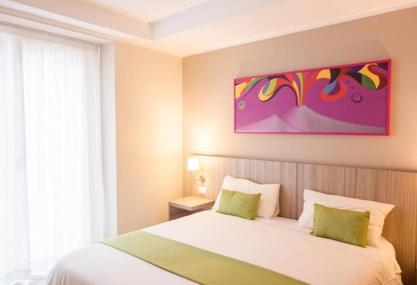 이코노미 룸, Art Suite Nel Cuore Di Napoli