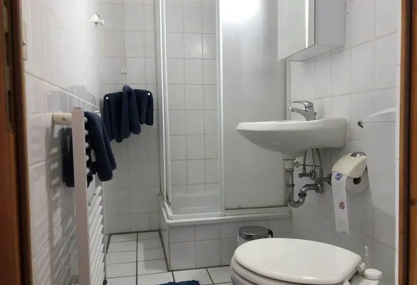 Quarto Estandar, Riverside Inn