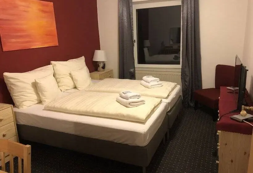 Quarto Estandar Individual, Riverside Inn