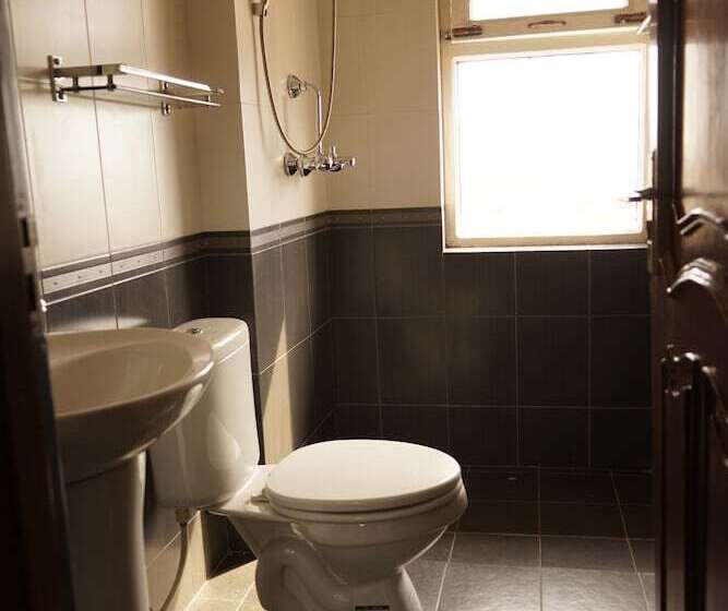 اتاق استاندارد با سرویس بهداشتی مشترک, Casa Mia