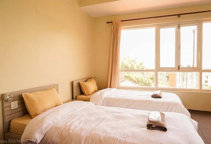 اتاق استاندارد با سرویس بهداشتی مشترک, Casa Mia