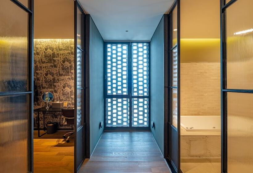 غرفة ديلوكس, Barahan Jeonju