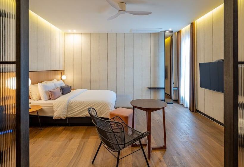 标准间, Barahan Jeonju