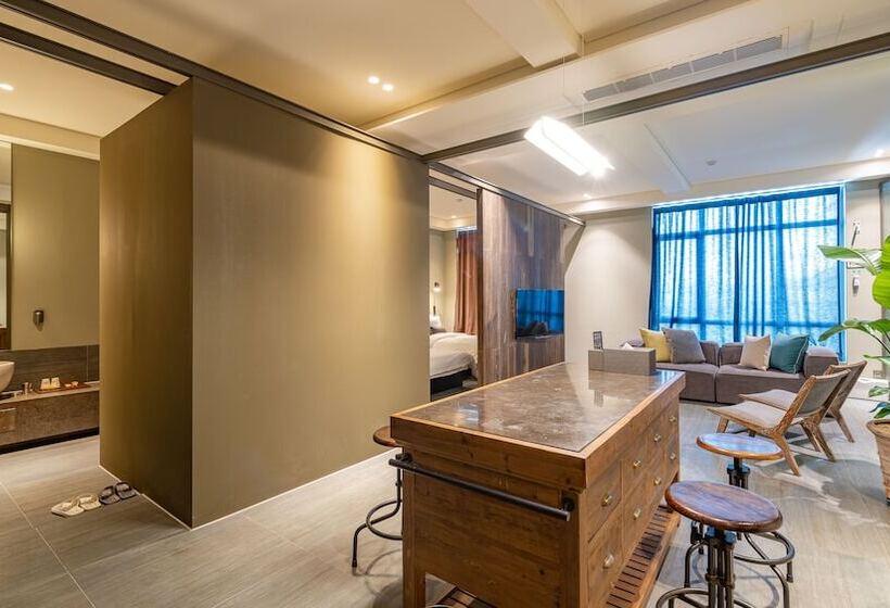 جناح سوبيريور, Barahan Jeonju