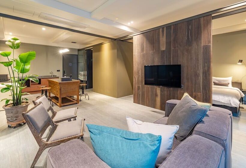 جناح سوبيريور, Barahan Jeonju