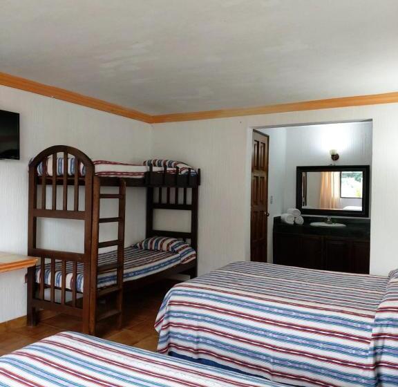 اتاق خانوادگی, Perla Maya