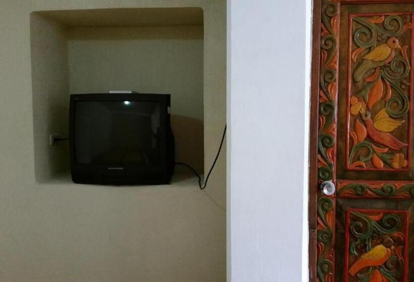 بانگلوی استاندارد, Perla Maya