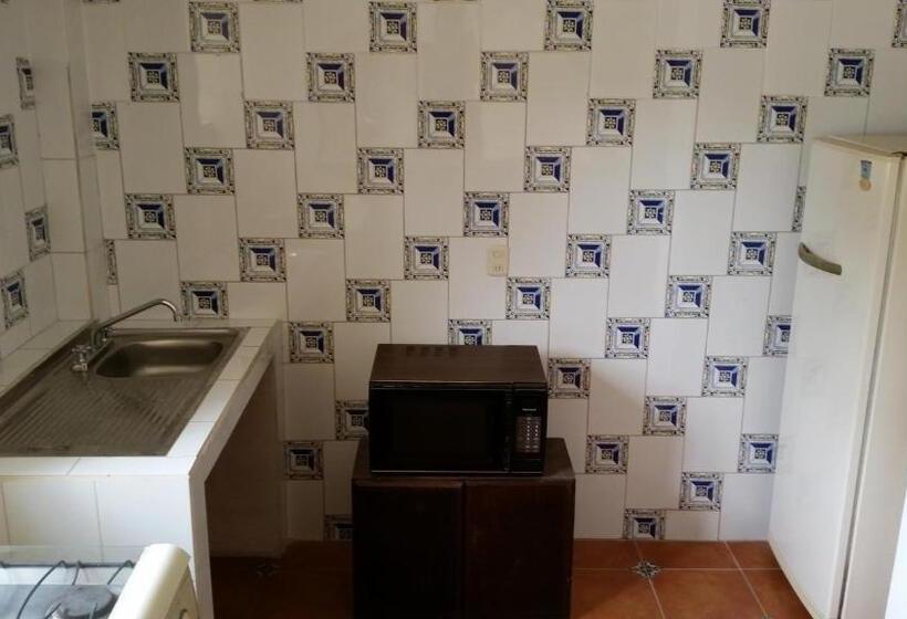 بانگلوی استاندارد, Perla Maya