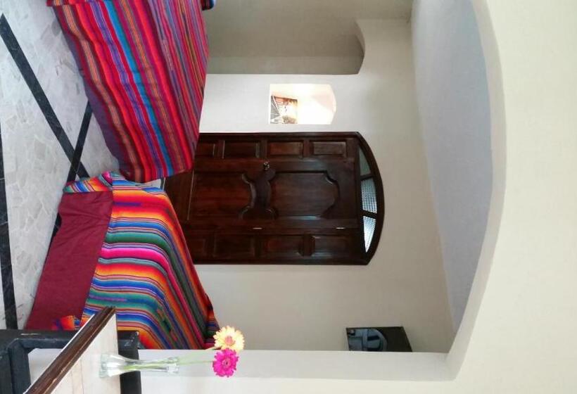 اتاق استاندارد چهار تخته, Perla Maya