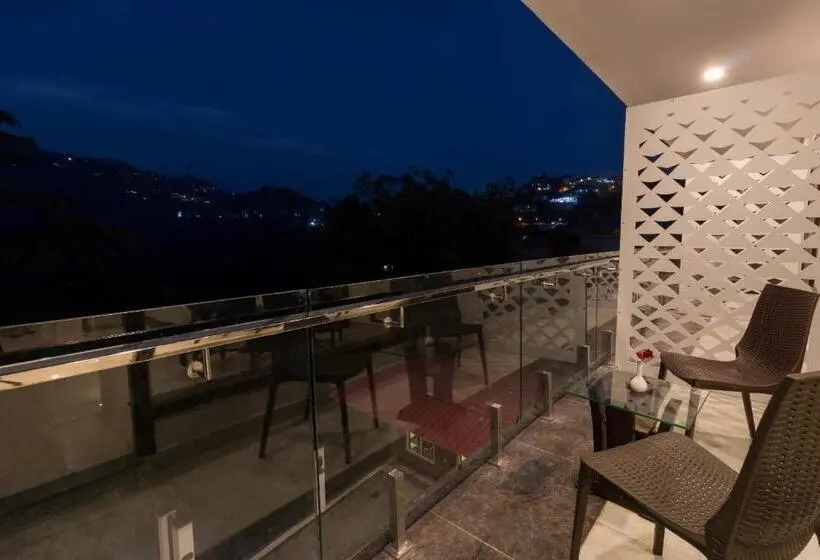 Chambre Executive, Seven Oaks