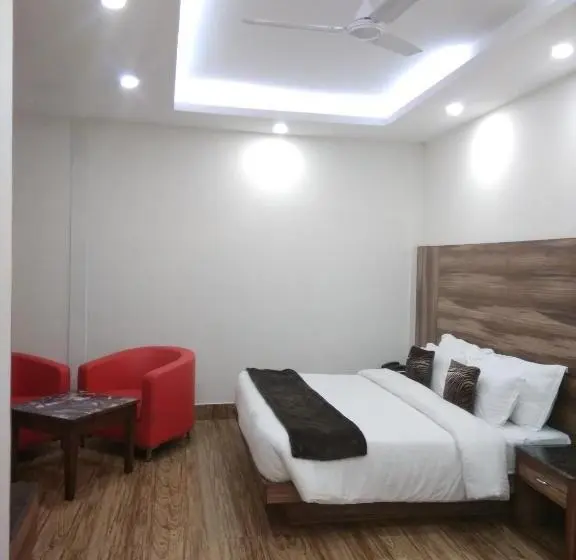 Suite Familiale, Seven Oaks