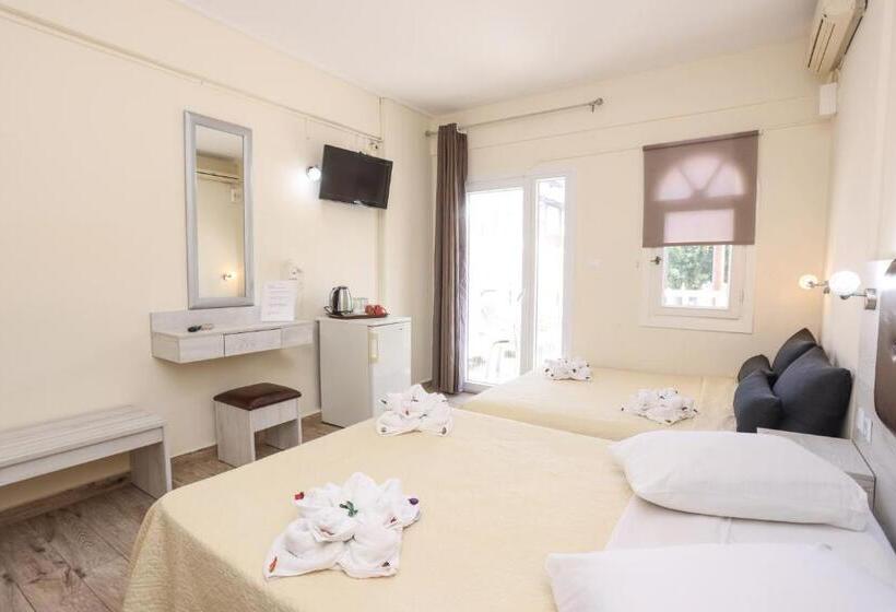 חדר סטנדרט לארבעה, נוף לים, Summer Beach