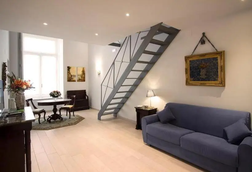 سوئیت رویال, Palazzo D Auria Apart