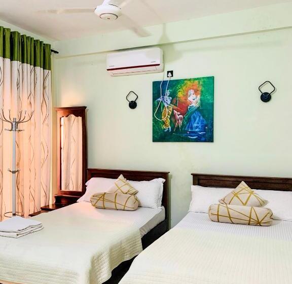 اتاق لوکس خانوادگی, Marathona Tourist Resort   Anuradhapura