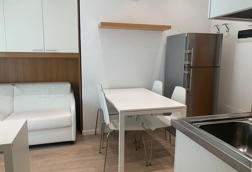 דירת חדר, Residence Aida