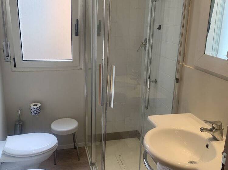 דירת חדר, Residence Aida